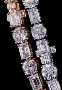 Collier en or massif 18 carats avec diamant de laboratoire certifié couleur D VVS1 pour un luxe certifié, idéal pour un mariage, un anniversaire ou un cadeau de la Saint-Valentin - Product Image 2