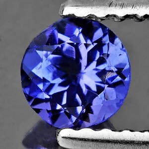 Pierre précieuse naturelle Tanzanite bleu violet, taillée en facettes, de haute qualité, issue de l'extraction terrestre, pour la fabrication de bijoux, vente en gros - Product Image 4