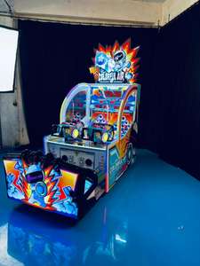 Zona de Juegos de Entretenimiento Interior: Máquina de Tiro Arcade Colorida con Redención de Boletos, Máquina de Balanceo y Juego de Tiro con Soplador de Bolas - Product Image 2