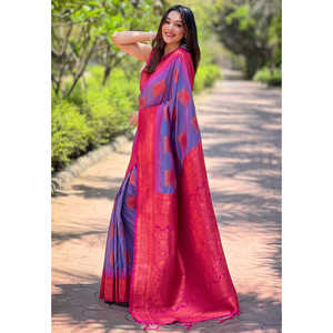 Robe de soirée en soie douce lavande avec sari contrasté tissé en zari - Product Image 3