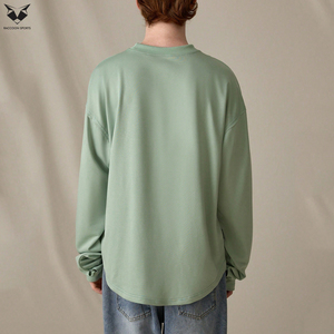 Chemises à manches longues sur mesure en gros, chemises à manches longues en tissu confortable au meilleur prix, t-shirt homme best-seller pour l'extérieur - Product Image 5