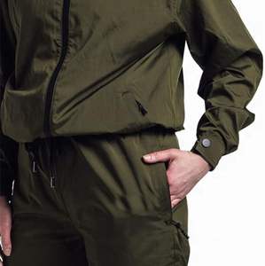 Veste coupe-vent pour femme OEM ODM, légère, imperméable, fermeture éclair intégrale, veste de sport d'extérieur, logo personnalisé, faible MOQ disponible - Product Image 5