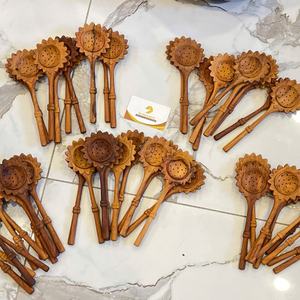 ช้อนไม้แกะสลักรูปหัวใจ งานแฮนด์เมดน่ารัก ใช้กับเครื่องล้างจานและเตาอบได้ เหมาะสำหรับเสิร์ฟและเป็นของขวัญ - CARYLN - Product Image 4