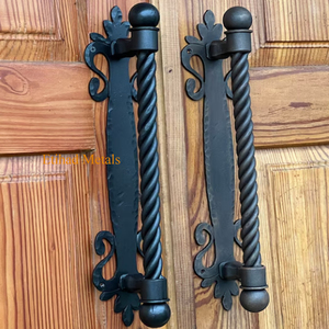 Manija de puerta de hierro macizo, herrajes rústicos para puertas de casa de campo, manija de puerta de hierro forjado - Product Image 1