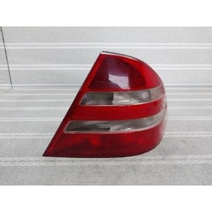 Feu arrière droit d'occasion pour S320 2002, référence OEM A2208200264 - Product Image 1