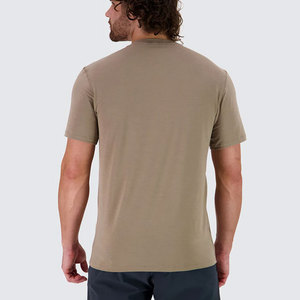 T-shirt personnalisé à manches courtes avec empiècements tissés pour homme, col boutonné tricoté, léger, anti-boulochage, col rond, vente en gros - Product Image 2