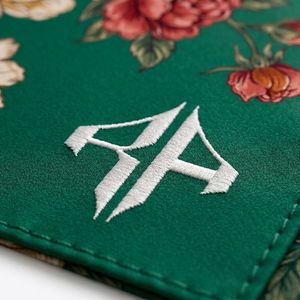 Pañuelos Cuadrados para Mujer al por Mayor, Nueva Colección de Alta Calidad, 100% Seda, Material Premium, Color Sólido, para Uso en Exteriores, con Logotipo Personalizado - Product Image 3