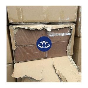 Très demandé : Brique de tourbe de coco pour la propagation des plantes et la gestion de l'humidité, prête à être expédiée - Product Image 1