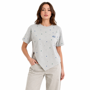 T-shirt asymétrique pour femme avec strass, col rond, style Y2K, personnalisable avec logo, 100 % coton, manches courtes - Product Image 1