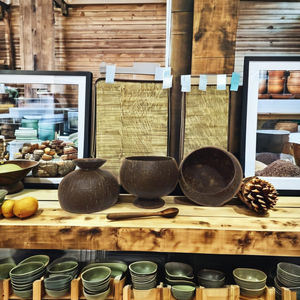 ชุดชามและชามสำหรับห้องครัวขนาดใหญ่ลายธรรมชาติทำด้วยมือสไตล์วินเทจเป็นมิตรกับสิ่งแวดล้อมกะลามะพร้าวบรรจุในกล่องชุดถ้วยและชาม - Product Image 1