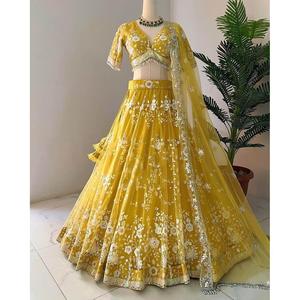 ด้ายตาข่ายนิ่มลายเรียงตามลำดับแบบแฟนซี lehenga choli กับ dupatta สีเหลือง - Product Image 1