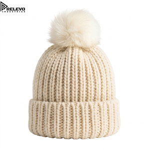 Bonnet en tricot épais personnalisé de haute qualité avec pompon, bonnet d'hiver lourd en tricot torsadé avec revers, doux, en fausse fourrure pour adultes - Product Image 1