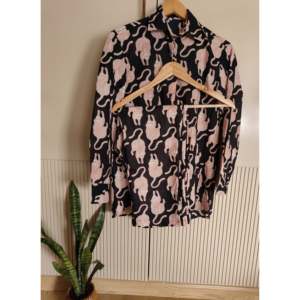 Conjunto de 2 Piezas de Pijama Tigre Durmiente Negro XS - Product Image 2