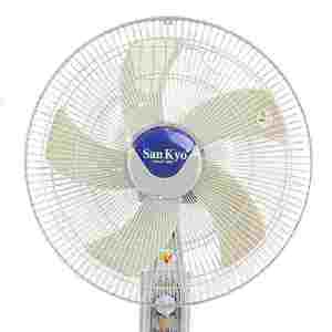 Ventilateur électrique classique en plastique Sankyo de 16 pouces à 3 vitesses avec minuterie mécanique, refroidissement par air, contrôlé par application, vente en gros au Vietnam - Product Image 1