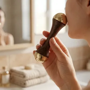 Bâtonnet Kansa en bois poli fait main, double face, style ange, outil ayurvédique pour le soin de la peau, conçu pour une peau éclatante - Product Image 4