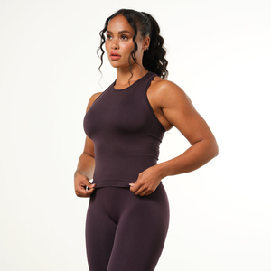 Camiseta Deportiva de Punto para Mujer, Color Sólido, Transpirable, con Cuello Redondo, Largo Regular, en Spandex y Poliéster - Product Image 3