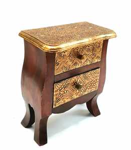 Table d'appoint de chevet en bois élégante et stylée, accessoire de chambre à coucher artisanal et durable - Product Image 3