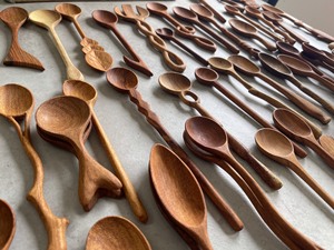 Cucharas de Madera Natural Hechas a Mano DISPONIBLES al por Mayor – Vajilla Ecológica y Sostenible al por Mayor - Product Image 2