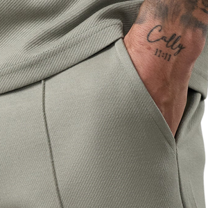 Shorts Bermuda Décontractés pour Hommes en Tricot Léger, Idéaux pour l'Été, la Course, la Gym, l'Entraînement Quotidien, avec Poches Latérales, Coupe Confortable et Active - Product Image 3