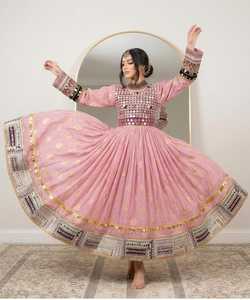 Robe longue maxi élégante en mousseline rose vintage, style afghan Kuchi, coupe ample, faite main avec broderies et miroirs, idéale pour mariée - Product Image 3