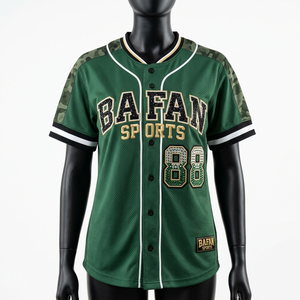 Maillot de baseball en poly mesh 180 GSM, panneaux camouflage vert, logo personnalisé brodé, équipement d'équipe, maillot de baseball pour femmes - Product Image 1
