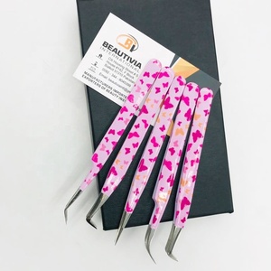 Pince à épiler d'extension de cils imprimée papillon testée à la main en acier inoxydable durable avec pointe pointue - Product Image 4