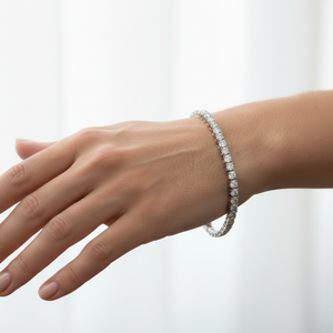 สร้อยข้อมือเทนนิส Aniva Classic เงินแท้ 925 ขนาด 4 มม. 8 นิ้ว ประดับเพชรเลี้ยงในห้องปฏิบัติการ สำหรับผู้หญิง สไตล์ฮิปฮอป ของขวัญสำหรับงานปาร์ตี้ เครื่องประดับ - Product Image 3