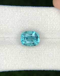 Apatita Natural Rara Color Paraíba, Azul Verde Neón de Brasil, Gema Suelta Certificada por IGI, Corte Octogonal, Alta Calidad para Joyería Fina - Product Image 1