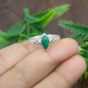 แหวนมาร์ควิสมาลาไคต์ธรรมชาติ เงินแท้ 925 แหวนพลอยสีเขียวทรงใบไม้ งานแฮนด์เมด ดีไซน์สวยงาม เครื่องประดับชั้นดี สำหรับผู้หญิงและผู้ชาย - Product Image 5