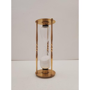 Sablier en laiton fait main de haute qualité, design minimaliste, chronométrage précis pour les occasions spéciales - Product Image 1