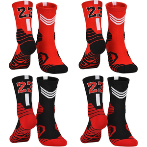 Calcetines de Fútbol Personalizados Elite, Calcetines Deportivos Premium, Transpirables, de Compresión, de Secado Rápido, Acolchados, de Alto Rendimiento - Product Image 4