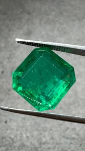 Émeraude naturelle de 12 carats, provenant de la mine zambienne, de forme octogonale, vert intense, pierre précieuse pour bague de luxe, pendentif, bijoux personnalisés - Product Image 2