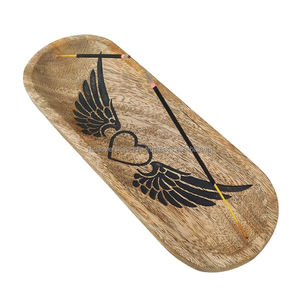 Plateau d'encens en bois en forme de bateau avec motif d'ailes Support d'aromathérapie fabriqué à la main parfait pour la relaxation et la décoration de parfum d'intérieur - Product Image 2