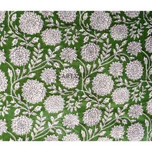 ผ้าฝ้ายทำมือจากอินเดีย ลายพิมพ์ดอกไม้สวยงาม ผ้าเนื้อนุ่มสำหรับเสื้อเด็กหญิงและเด็กชาย - Product Image 5