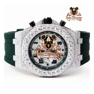 Montre-bracelet de style premium avec bracelet en caoutchouc flexible, lunette à facettes et boîtier métallique sculpté - Product Image 2