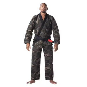 Uniforme d'entraînement de karaté traditionnel, Gi d'arts martiaux de qualité supérieure avec veste, pantalon et ceinture assortie, conçu pour les hommes, les femmes et les enfants - Product Image 4