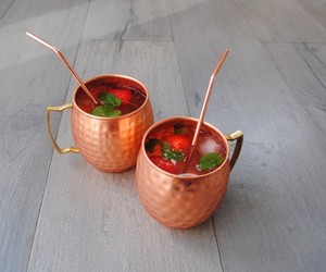 Taza de Cobre, Taza Metálica Resistente con Diseño Elegante para Uso Doméstico y Comercial - Product Image 1