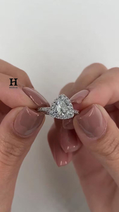 Bague de fiançailles de luxe en or blanc 14K 18K avec diamant de laboratoire taille trillon, micro-pavé et halo triangulaire, alliance de mariage - Product Image 6