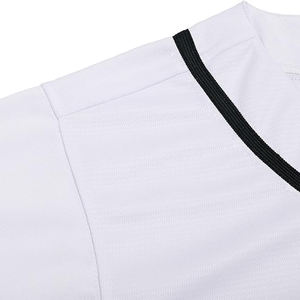 เสื้อเบสบอลทีมพรีเมียมลีก ผ้าโพลีเอสเตอร์ประสิทธิภาพสูง ออกแบบมาเพื่อการเล่นกีฬาโดยเฉพาะ ทรงเข้ารูปอย่างเป็นระบบ - Product Image 3