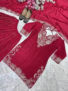 Robe midi traditionnelle indienne pakistanaise pour femmes, brodée de rouge, coupe régulière, toutes saisons - Product Image 1
