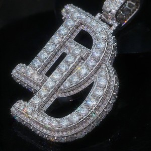 Pendentif personnalisé Hip Hop en argent 925 avec diamants Moissanite taille baguette et logo lettre initiale, style Iced Out - Product Image 6