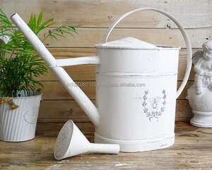 Bidon d'eau galvanisé au design rustique authentique avec une très grande capacité pour des tâches d'arrosage de jardin efficaces - Product Image 2