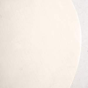 Table ronde d'extérieur de 27,55 po en oxyde de magnésium crème avec plateau large, mobilier élégant pour jardin ou terrasse - Product Image 5