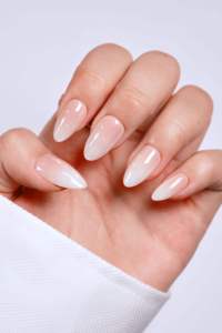 Uñas Postizas de Lujo Marca Helios, Estilo Almendrado de Longitud Media, Color Blanco Perla, 24 Piezas, Diseño con Estampado Dorado, Reutilizables, Uñas Postizas de ABS - Product Image 2
