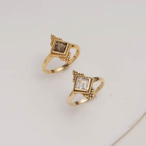 Bague en Quartz Fumé Naturel Forme Paix Style Glamour, Sertie de Laiton, Faite à la Main, avec Pierre Précieuse Carrée pour Femme, Vente en Gros - Product Image 5