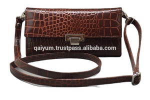 Women's Crocodile Pattern Long <b>Wallet</b> With Metal Buckle Closure Alligator Style Clutch Handbag - Product Image 5