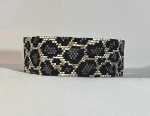 Bracelet perlé de qualité professionnelle, de qualité industrielle, à finition solide, article d'usine en gros - Product Image 4