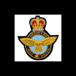 Badges brodés faits main en toile de haute qualité, couleurs et logos personnalisés, blason familial, badge de blazer, broderie au fil de soie - Product Image 4