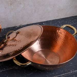 Bol à gratin classique en acier inoxydable isolé avec couvercle |   Récipient durable qui garde les aliments au chaud plus longtemps pour les repas en famille et les dîners en plein air - Product Image 3