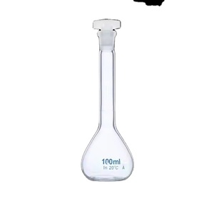 Flacon jaugé de haute précision de 100ml avec bouchon en polyéthylène étanche en verre borosilicate pour usage en laboratoire - Product Image 4
